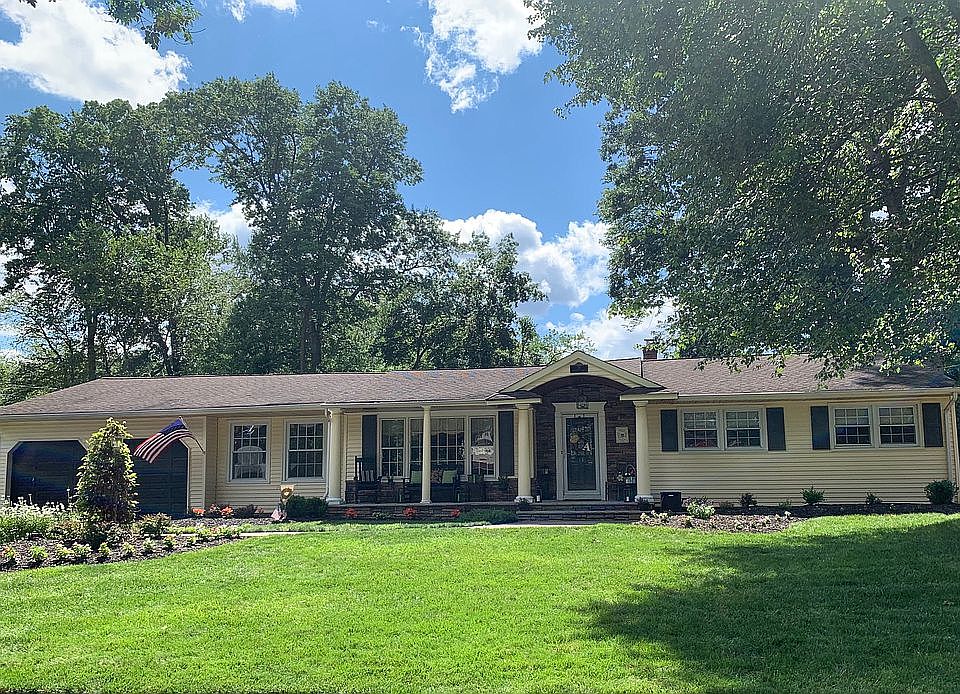 28 Maplewood drive