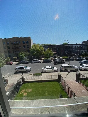 Rented by Mdays Realty | media 9