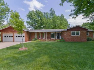 820 S Trotter Ave, Maize, KS 67101