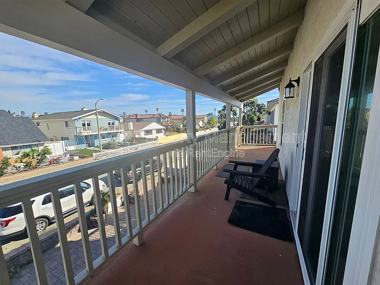 4926 Island View St — Photo 16