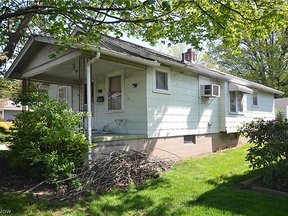2nd image of 581 Baldwin Rd