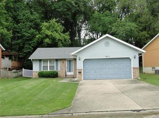 681 Oak Trl, Collinsville, IL 62234