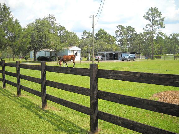 3rd image of 2373 Quarterhorse Trl