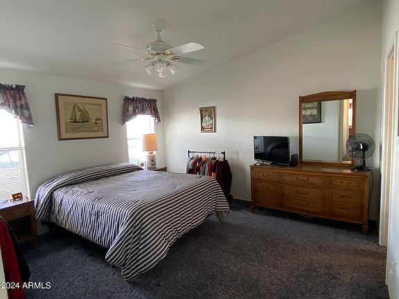 4th image of 3609 N MICHIGAN Avenue