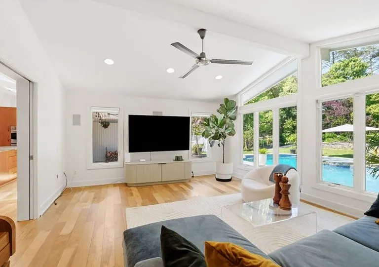 11610 Karen Dr — Photo 16