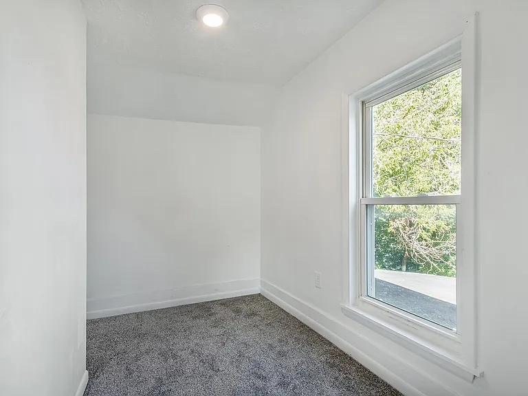 117 Carrier St NE — Photo 13