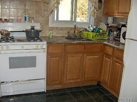 3rd image of 1753 Pine Grove Blvd