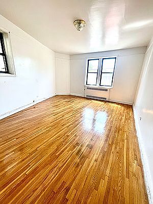 1st image of 2300 Kings Hwy APT 2A