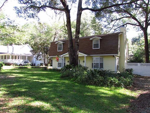 2nd image of 12142 Twin Oaks Dr