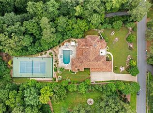 4746 Woodvale Dr, Atlanta, GA