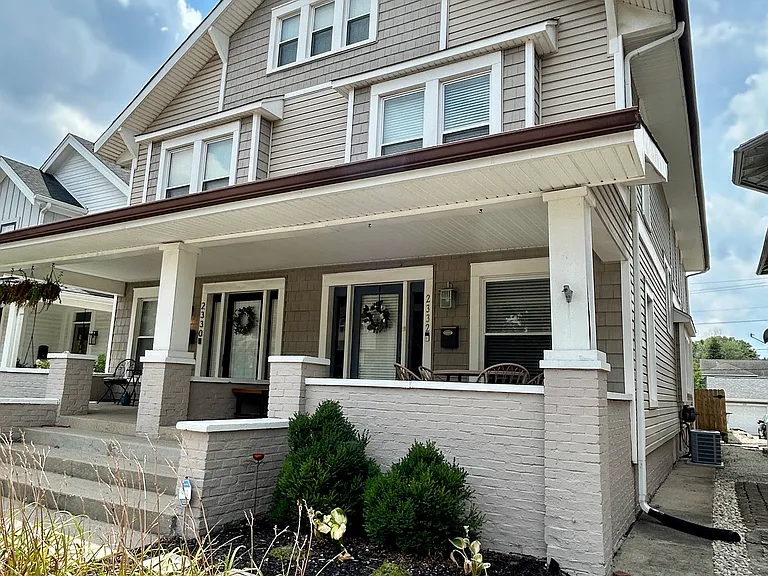 2332 Central Ave — Photo 3