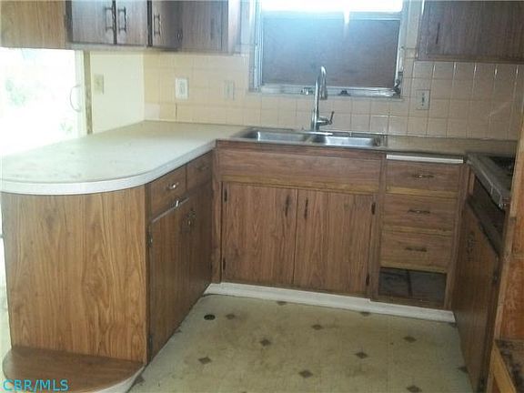 2nd image of 3810 Kinsey Dr