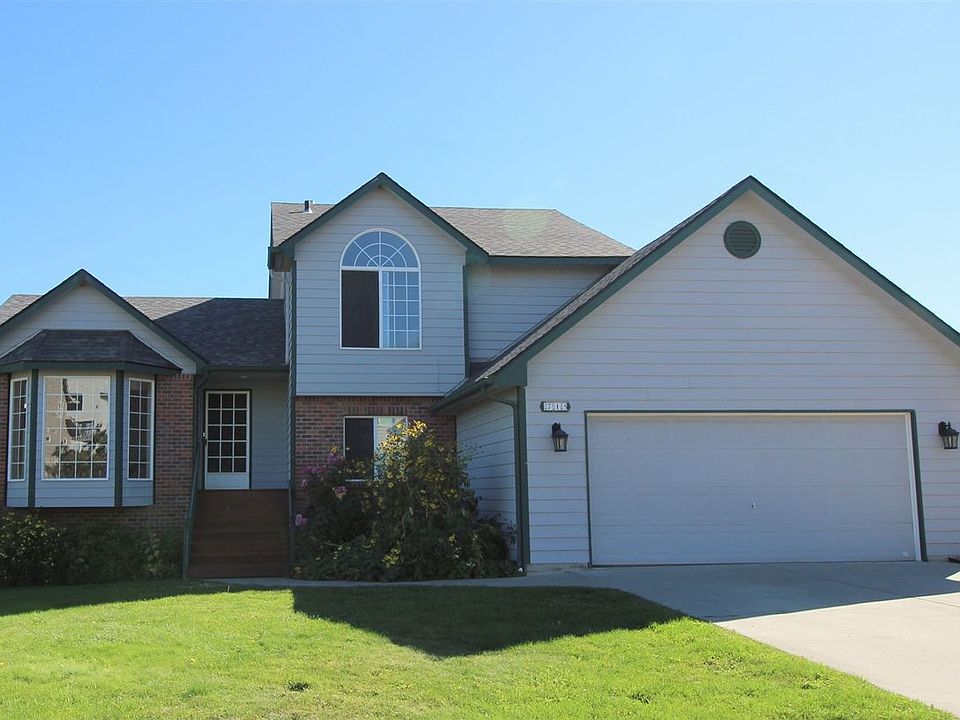 1st image of 715 Sunrise Dr