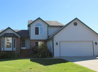 715 Sunrise Dr, Cheney, WA 99004