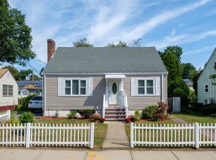 24 Ruskindale Rd, Hyde Park, MA 02136