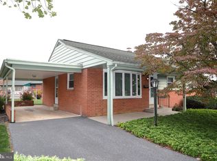 725 Garnet Ave, Lancaster, PA 17603