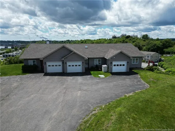 23 Cameron Ct, Saint John, NB E2K 5M4