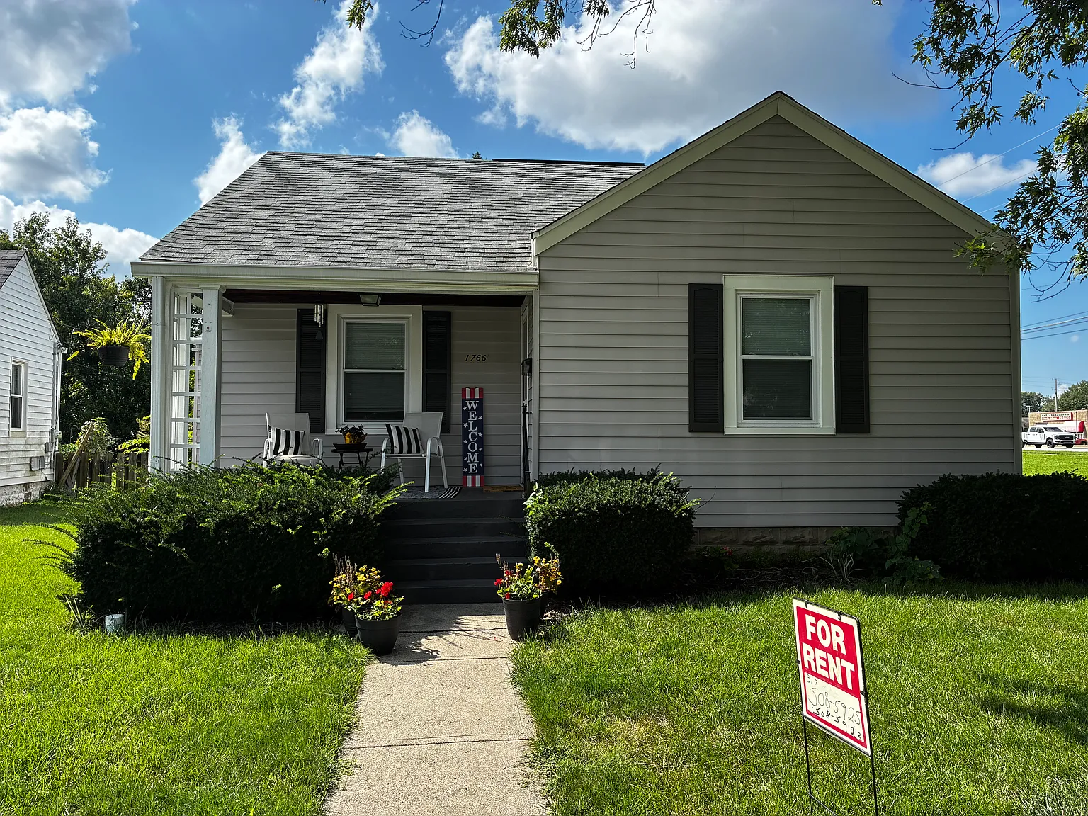 2 bed, 944 sqft, $1,500 — Photo 1