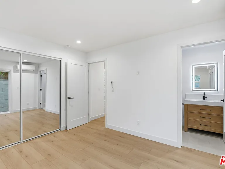 3431 Edgehill Dr — Photo 18