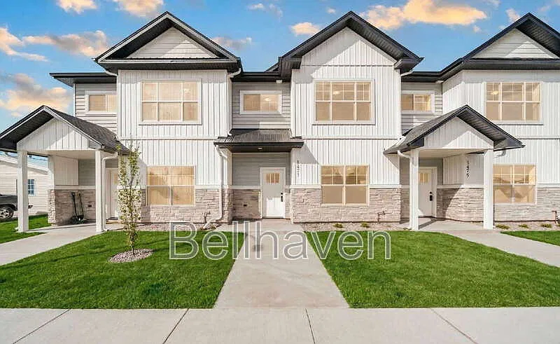1378 Fremont Ave