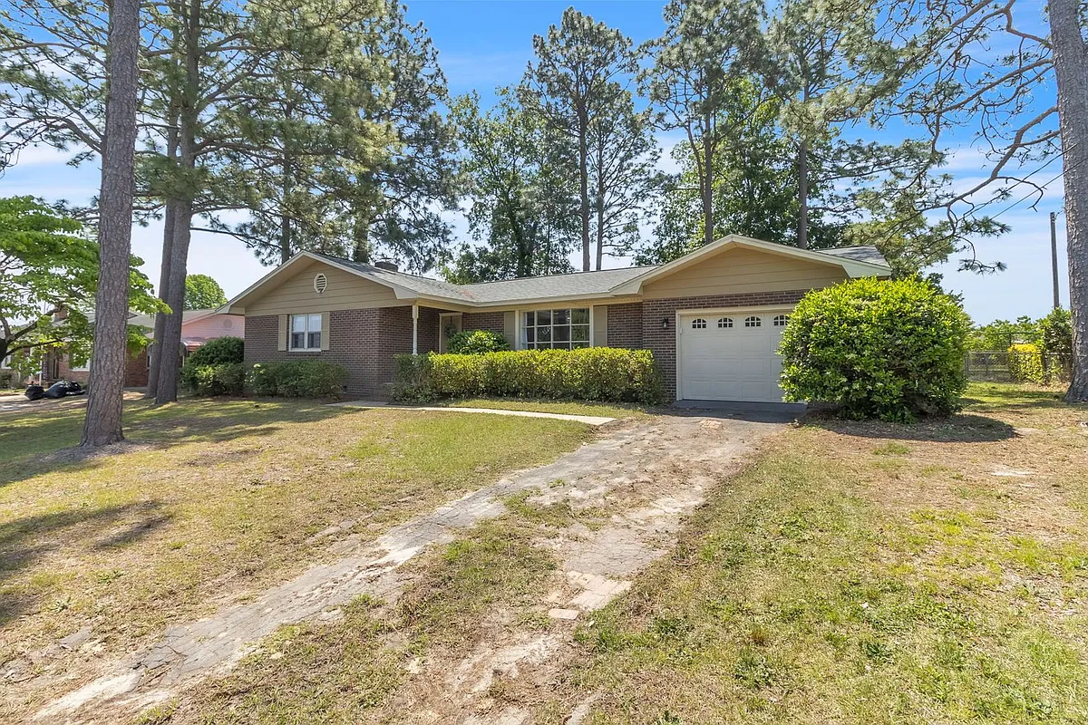Building Photo - 606 Dandridge Dr