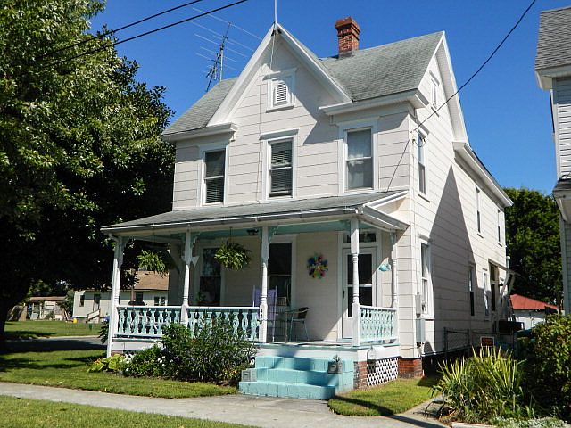1st image of 428 Plum St
