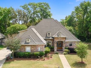 312 Goose Pointe Blvd, Biloxi, MS 39531