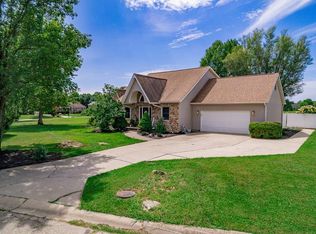 677 Golfview Dr, Chillicothe, OH 45601