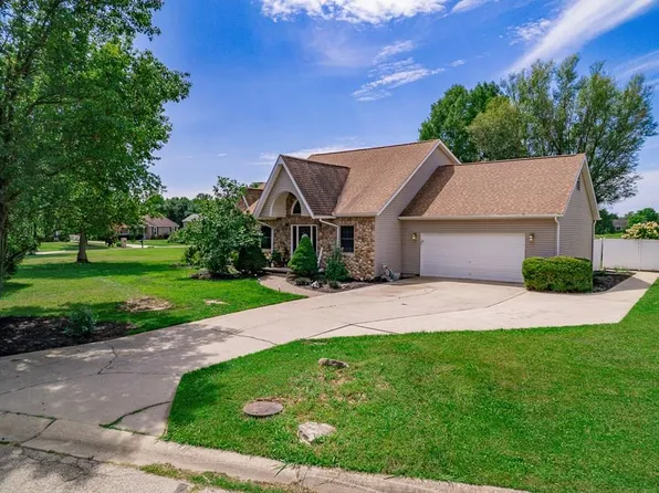 677 Golfview Dr, Chillicothe, OH 45601
