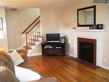 3rd image of 2425 21st St