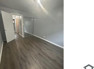 1359 E 70th St #3, Chicago, IL 60637
