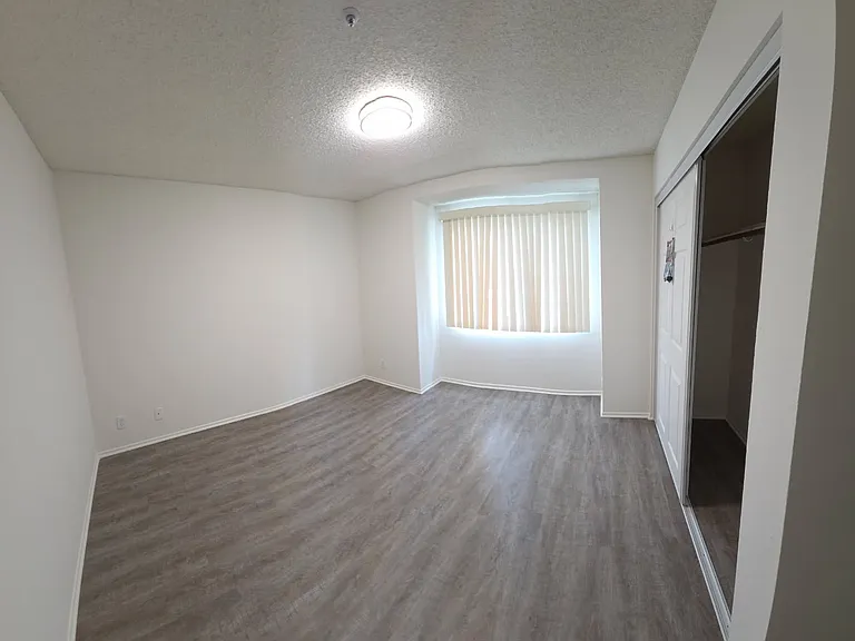 1586 Yosemite Dr #301 — Photo 4
