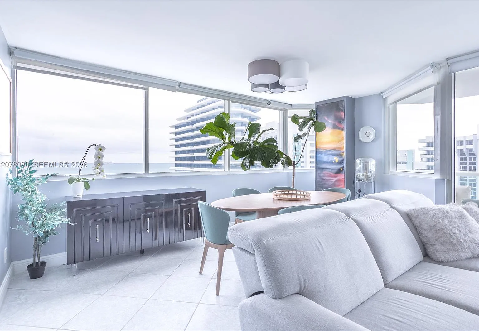 King David Towers Condo — Photo 3