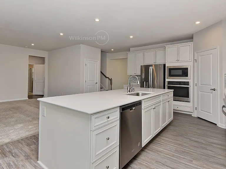 1868 Scarbrough Cir — Photo 16