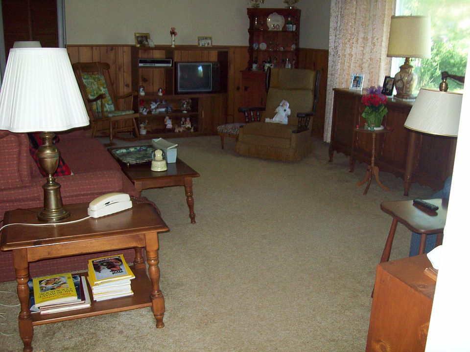 2nd image of 9 Meridian Dr