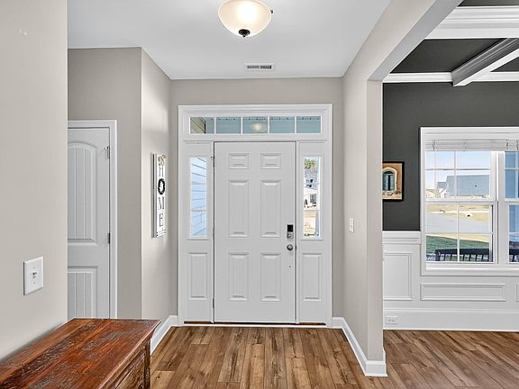 5th image of 520 Husketh Rd