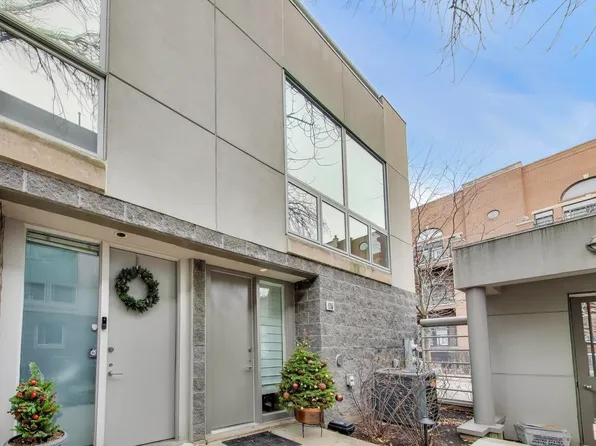 664 N Peoria St #1N, Chicago, IL 60642