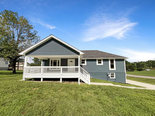 1208 Langwood Dr, Gallatin, TN 37066