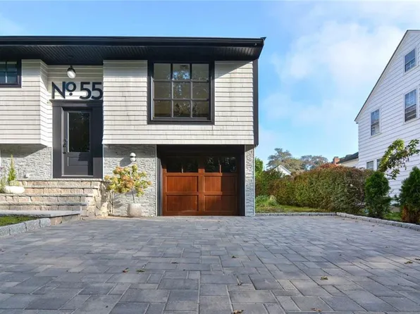 55 Harrison Ave, Newport, RI 02840