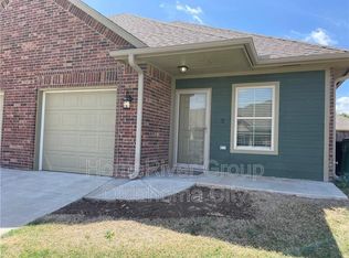 1032 SW 92nd St, Oklahoma City, OK 73139