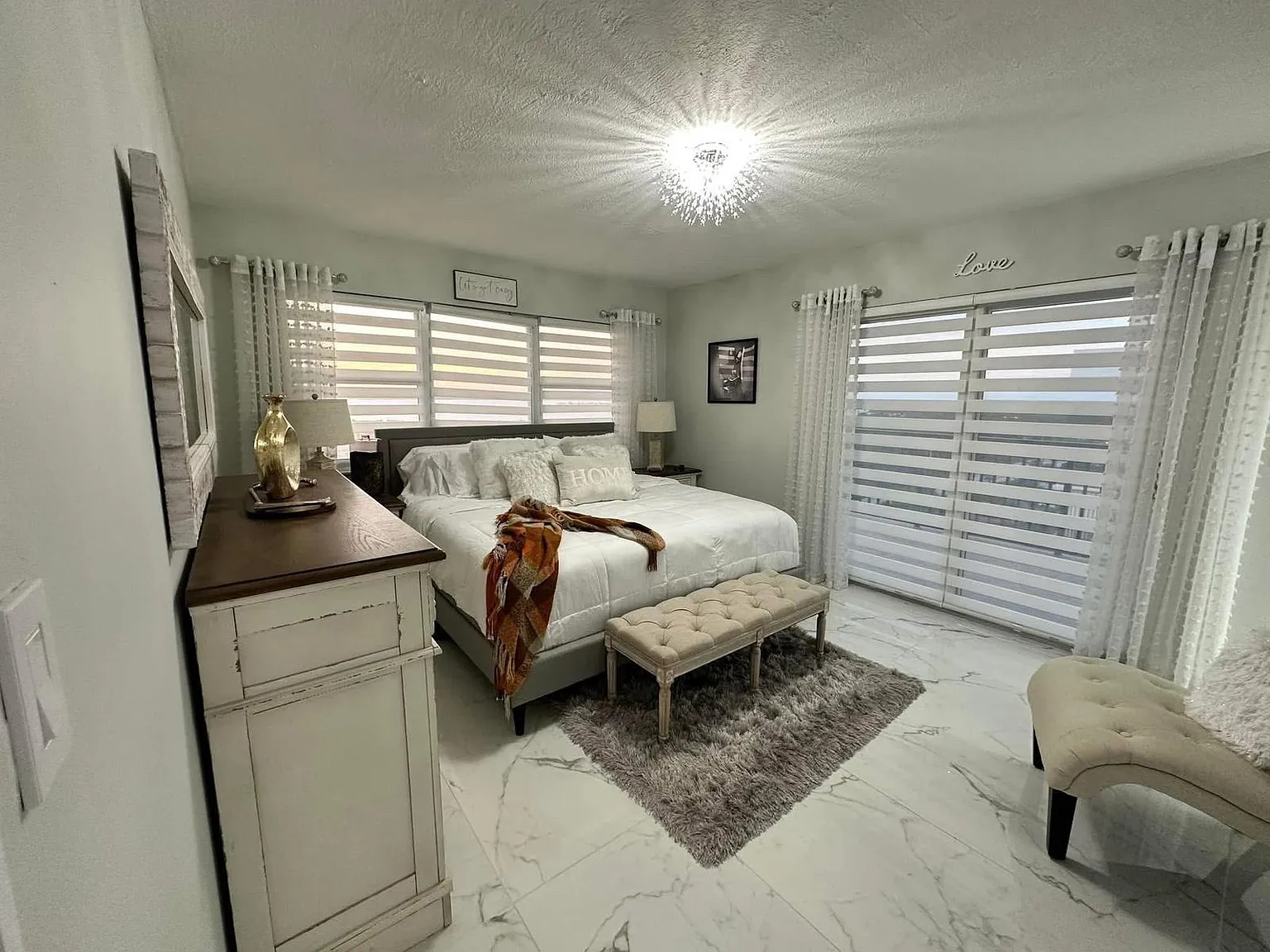 3 bed, 1455 sqft, $6,500 — Photo 2