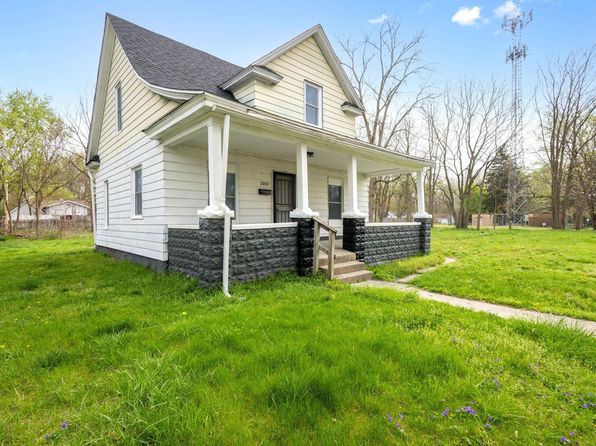 1105 Queen St, South Bend, IN 46616