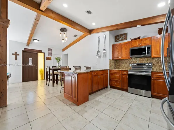 13971 SW 112th St, Miami, FL 33186