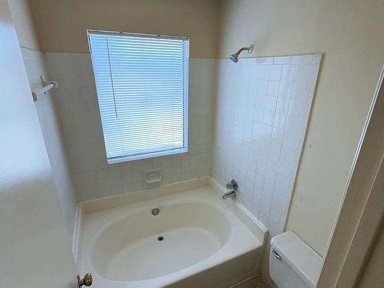 7900 Bissonnet St #D1 — Photo 15