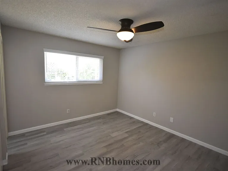 7335 Single Way — Photo 9