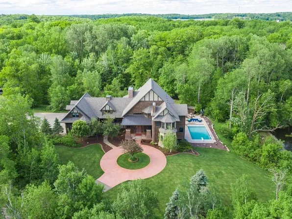 123 90th St NE, Monticello, MN 55362