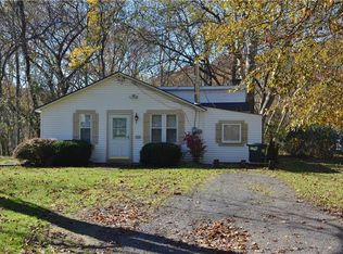 124 Patton Ln, Clinton, PA 15026