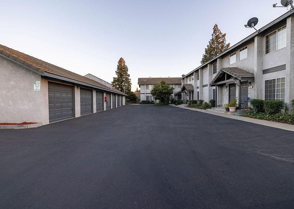 1st image of 1985 Ponderosa Dr #2