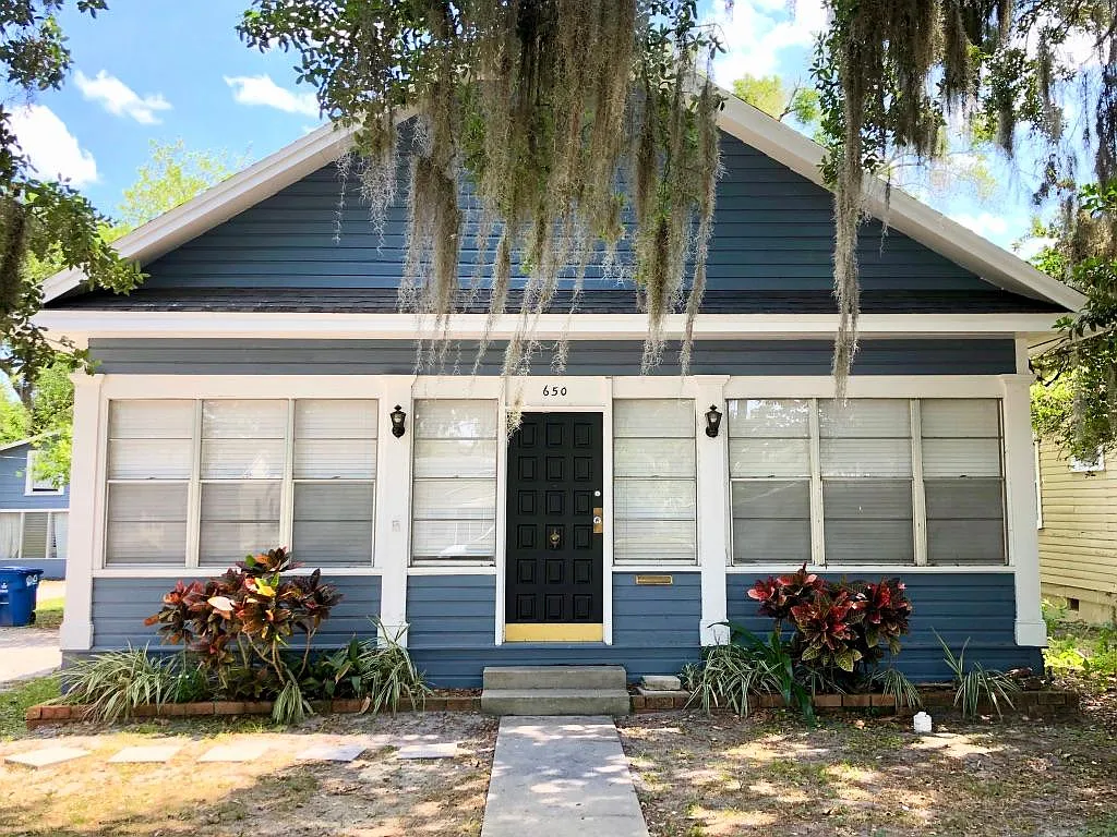 650 Minnesota Ave — Photo 1