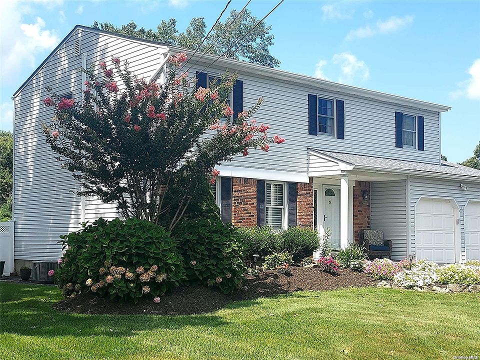 1st image of 62 Woodview Lane